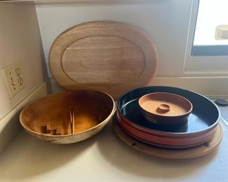 TOI216- Wooden Platters & Serverware