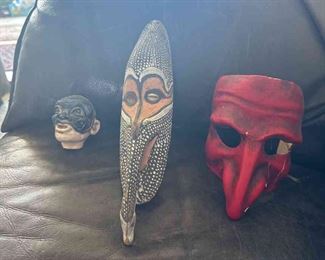 TOI218 - Two Masks And A Head Figure