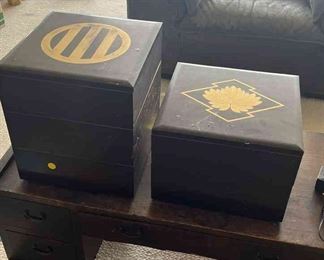 TOI226 Vintage Japanese Lacquer Stackable Boxes