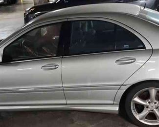 TOI239 - 2005 Mercedes-Benz C230 4 Door Sedan Only 2100 Miles Current Reg & Safety Check