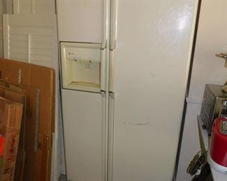 Side By Side Refrigerator