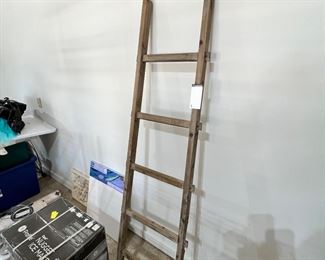 #10) - $50 Solid Wood Antique Decorative Barn Ladder. Tapers at Top. 16 x 72.
