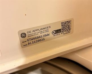 #101) - $950 - Matching Pair GE Profile Traditional Washer and Dryer.  Clean.  Smoke Free Pet Free Home.  