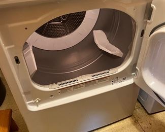 #101) - $950 - Matching Pair GE Profile Traditional Washer and Dryer.  Clean.  Smoke Free Pet Free Home.  