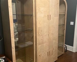 #112) - $500 - Vintage Henredon Scene II OliveAsh Burled Wood 3 Piece Amoire/Media Cabinet. With Glass Display Shelves. Lighted. 4 Glass Shelves. 3 Shelves inside cabinet. Hanging Rod. 4 Drawers. Full Width 80 Inches wide. Center Section. 34 x 22 x 86. Each side 23 x 16 x 78. Available for pick up near the Country Club Plaza in KCMO