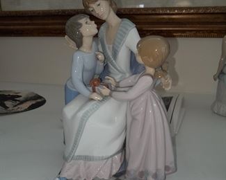 Lladro Figurine