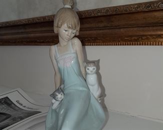 Lladro Figurine