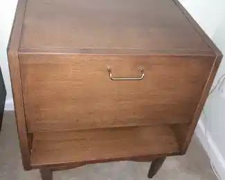 BEAUTIFUL Original Mid-Century Modern Bedroom Suite (2 Nightstands, Tall "Dania" Dresser, & Low "Dania" Dresser) By Merton Gershun For American Of Martinsville (NEAR MINT CONDITION!)