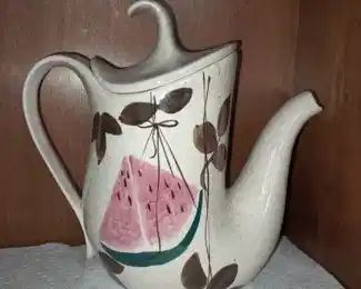 Vintage Red-Wing Pottery (USA) Mid-Century Teapot
