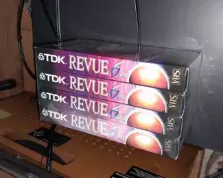 DDV900 2-Head To 2-Head VCR Copier W/ Manual & Sealed TDK Tapes