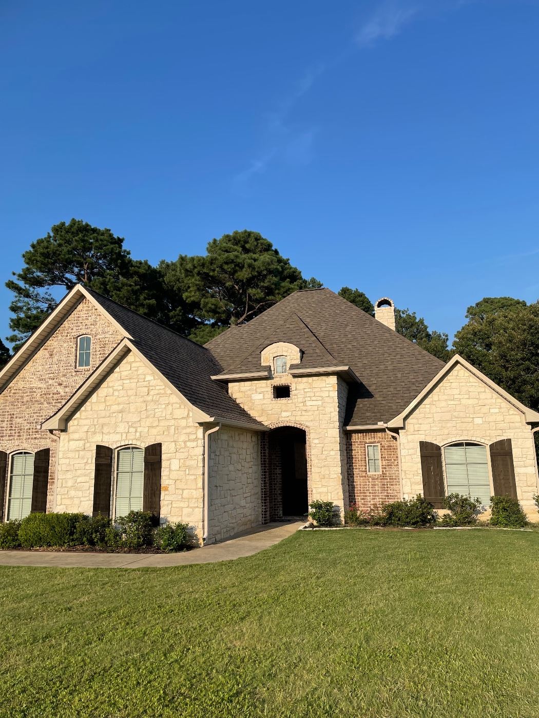 Becky Thompson Estate Sales in Texarkana, TX starts on 8/25/2023