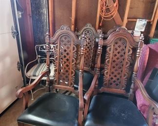 Set of 4 chairs 