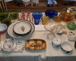 Carnival glass
Blue Shirley Temple glass