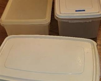 Tupperware containers