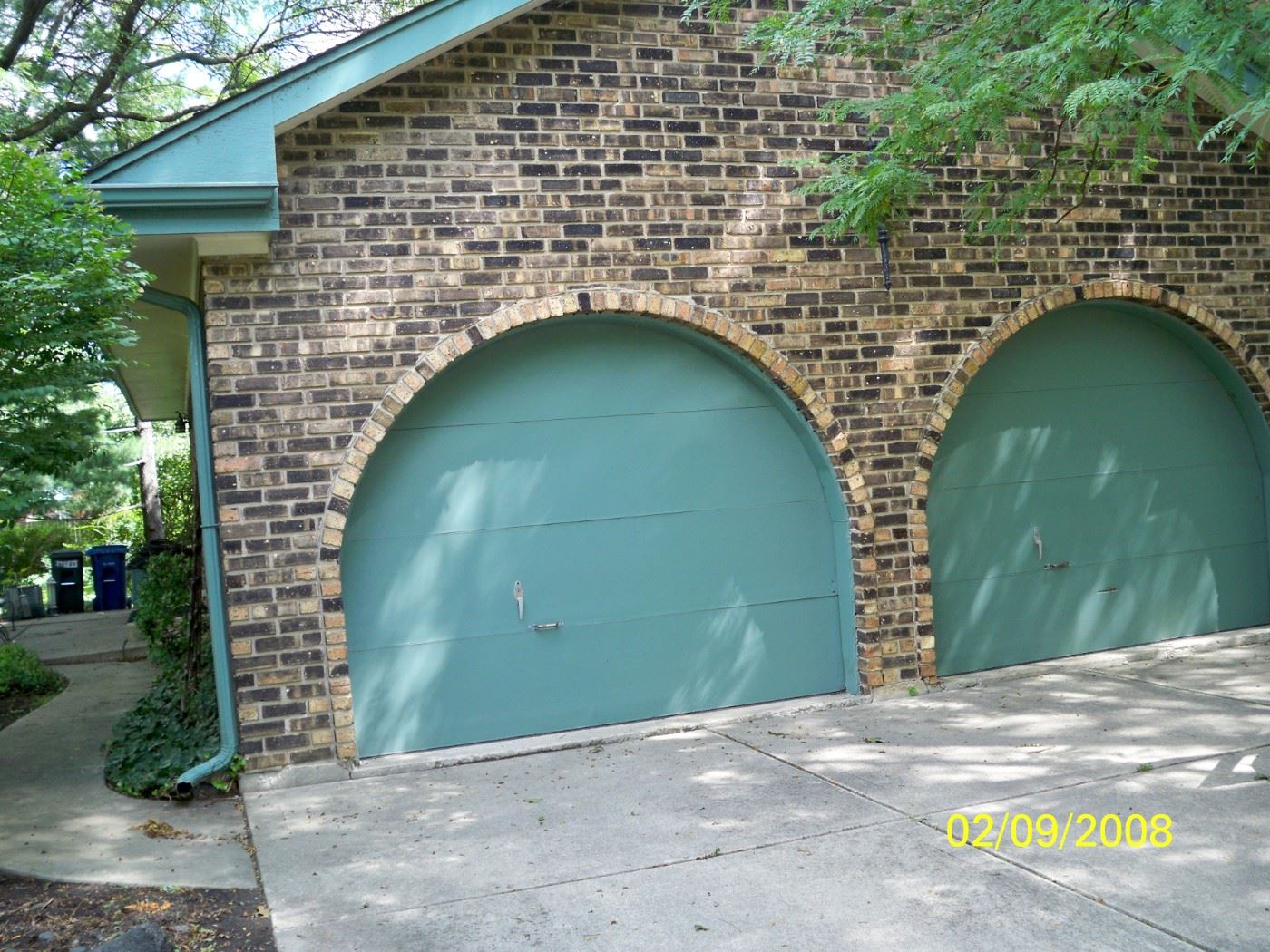 WESTERN SPRINGS ESTATE SALE in Western Springs, IL starts on 8/4/2023