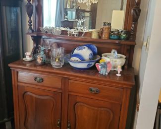 Beautiful early 1900's sideboard