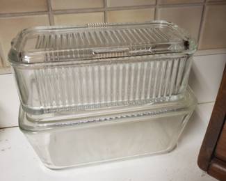 Refrigerator glassware