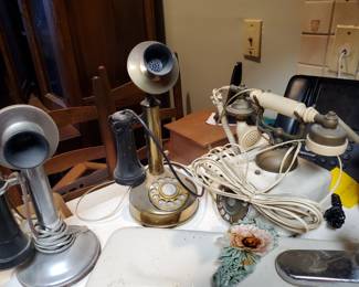 Candlestick telephones/French phone
