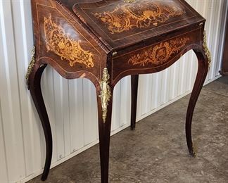 Antique inlaid French Ladys Writing Desk Escritoire