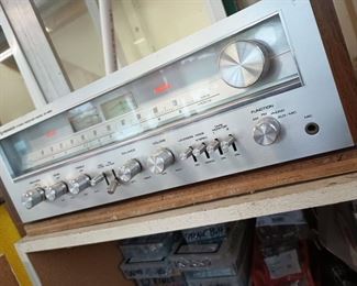 Pioneer Stereo Receiver - SX-650