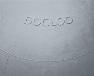 Dogloo - Doghouse