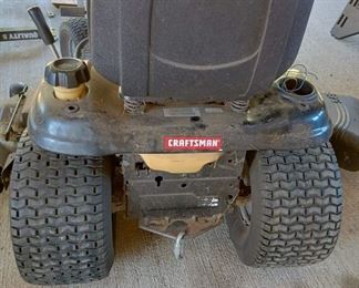 Craftsman Riding Lawn Mower - DYS 4500