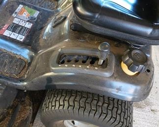 Craftsman Riding Lawn Mower - DYS 4500