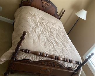 Vintage full size bed