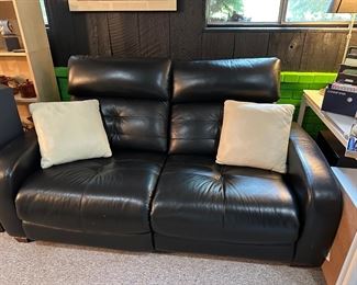 Double recliner black loveseat