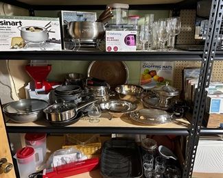 additional kitchen/serving dishes