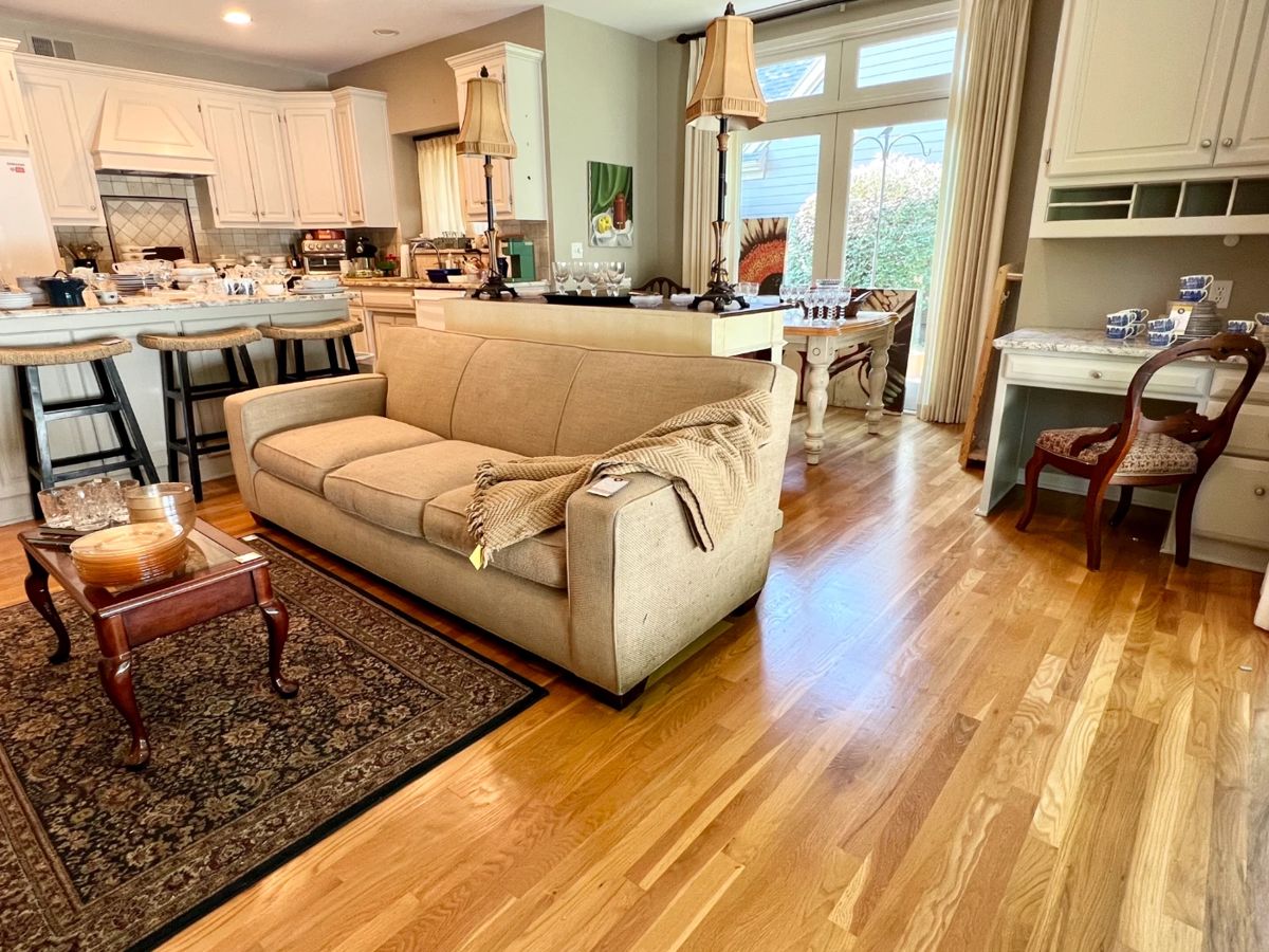 Leawood Estate Sale / Original Art, Antiques... starts on 9/15/2023