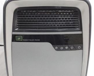 70 - Lasko Radiant Quartz Heater 17" x 12" x 16"
