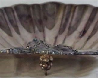 117x - Reed and Barton Silver Plate Shell Bowl 2" x 9" x 9"
