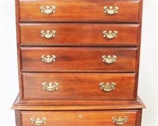 152 - Mahogany Queen Anne 9 Drawer Highboy by American Drew 38" x 19" x 76"

