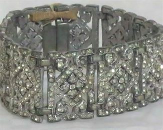 520 - Vintage rhinestone cuff bracelet, 9"

