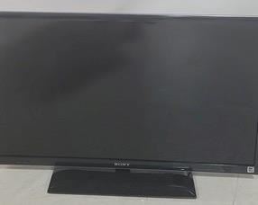 2411 - Sony 40" Television with remote Model KDL-40EX640

