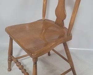 2427 - Vintage Maple Chair, 34" x 18" x 18"
