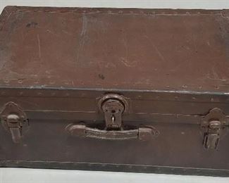 2467 - Vintage Trunk, 13" x 31" x 16"
