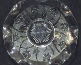2597 - Jeanette Iris & Herringbone crystal bowl 3" x 9"
