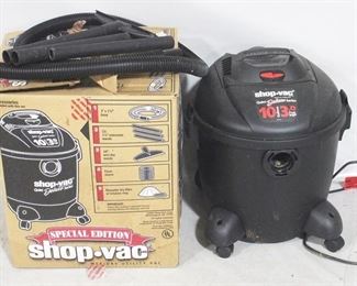 4026 - Shop-Vac 'Special Edition' w/ Attachments in Box
