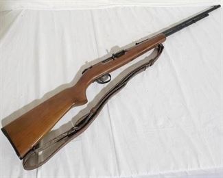 4096 - Remington .22 Rifle Model 550 w/ shoulder strap
