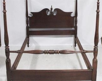 4123 - Mahogany Full Size Poster Bed 82" x 68" x 57"
