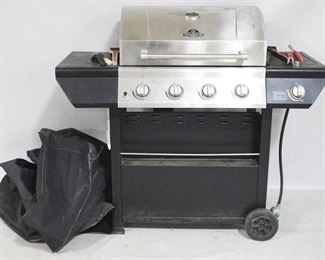 4125 - Grill Master Propane Grill w/ Cover and Tank 47" x 52" x 26"
