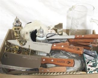 4218x - Tray Lot of Assorted Items
