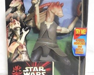 4251 - '99 Hasbro Star Wars Jar Jar Binks Figure in box
