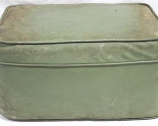 4372 - Vintage Ottoman 21" x 12" x 12"
