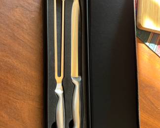 Carving set