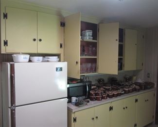 Kitchen cupboards are jamb packed. We have not found any chips or cracks...yet !! All nice quality