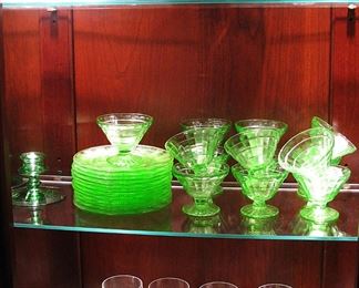 Crystal - Uranium Glass Pieces