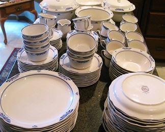 Noritake Dutch Tile Blue & White Japan Gala Cuisine Dishes Set